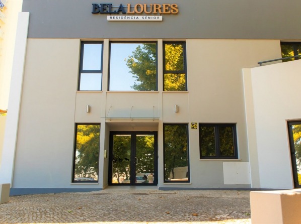 Fachada - Bela Loures - Residência Sénior